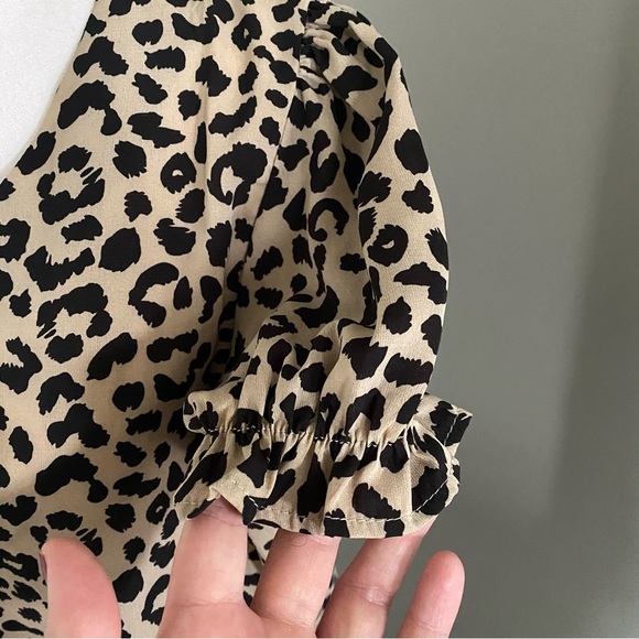 Shein Cheetah Print Puff Sleeve Shirt - Picture 3 of 7